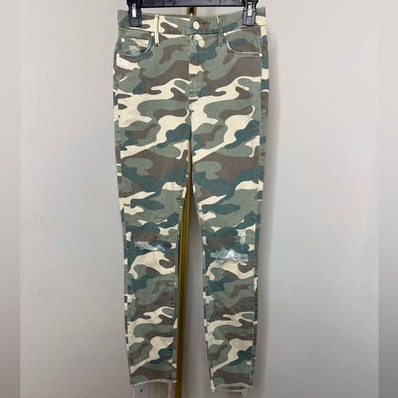 Mother Camo High Waisted Looker Jeans - Picture 1 of 6